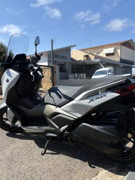 YAMAHA XMax 250 , Foto 6