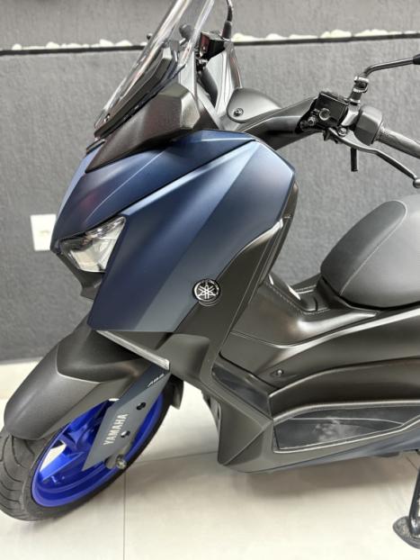 YAMAHA XMax 250 , Foto 2