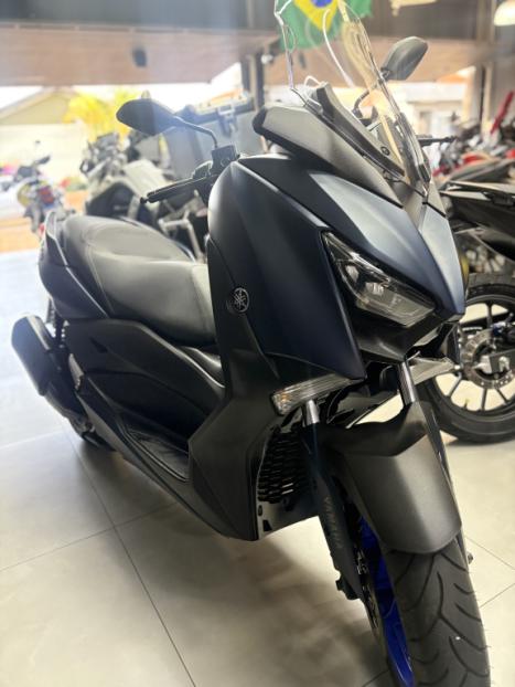 YAMAHA XMax 250 , Foto 3