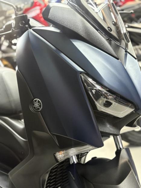 YAMAHA XMax 250 , Foto 4