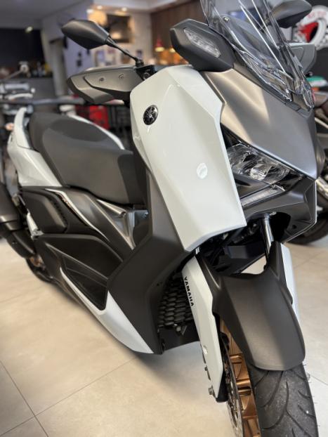 YAMAHA XMax 300 , Foto 3