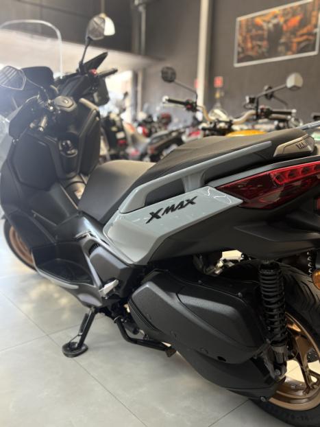 YAMAHA XMax 300 , Foto 4