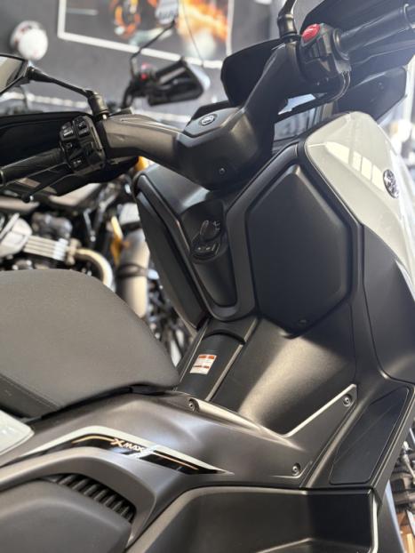 YAMAHA XMax 300 , Foto 5