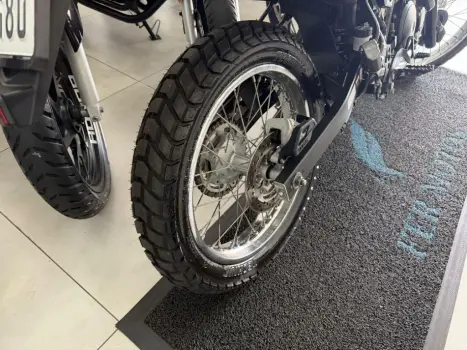 YAMAHA XTZ 250 LANDER, Foto 10