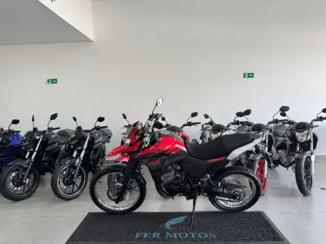 YAMAHA XTZ 250 LANDER, Foto 4