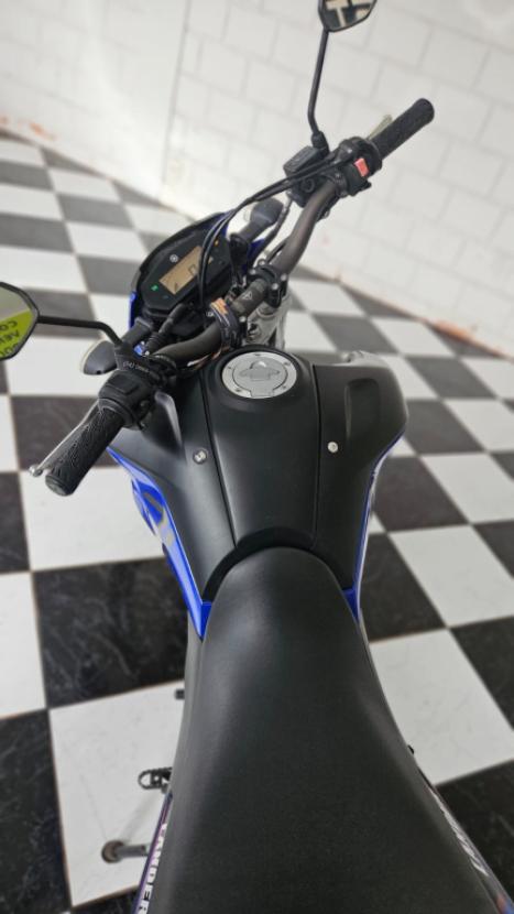 YAMAHA XTZ 250 LANDER, Foto 4