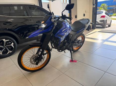 YAMAHA XTZ 250 LANDER, Foto 2