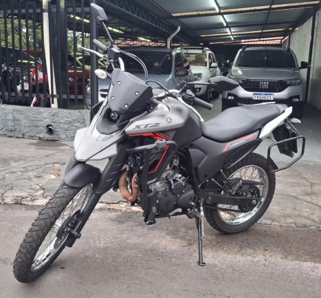 YAMAHA XTZ 250 LANDER, Foto 1