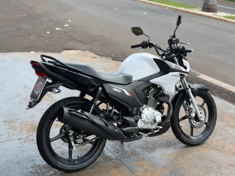 YAMAHA YBR 150 FACTOR ED, Foto 3