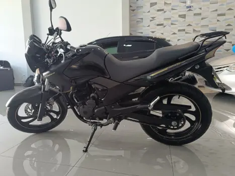 YAMAHA YS Fazer 250 LIMITED EDITION, Foto 4
