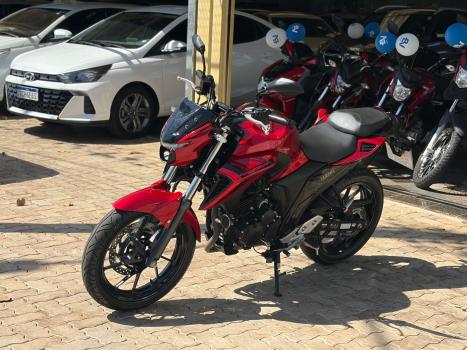 YAMAHA YS Fazer 250 , Foto 3
