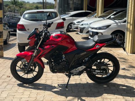 YAMAHA YS Fazer 250 , Foto 4