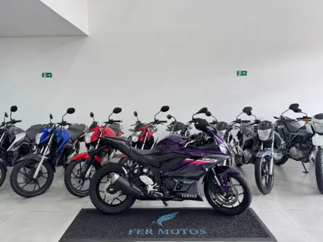 YAMAHA YZF R3 300 , Foto 1