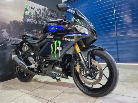 YAMAHA YZF R3 300 ABS, Foto 3