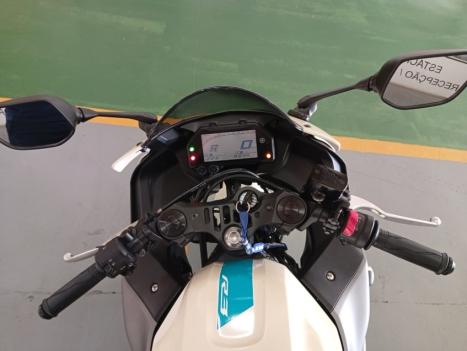 YAMAHA YZF R3 320 ABS, Foto 4