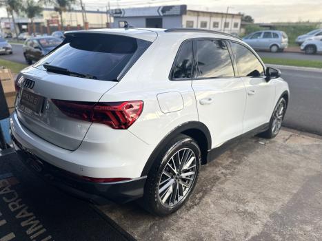 AUDI Q3 1.4 4P 35 TFSI BLACK S LINE S-TRONIC AUTOMTICO, Foto 11