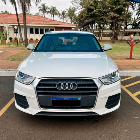 AUDI Q3 1.4 4P TFSI AMBIENTE S-TRONIC AUTOMTICO, Foto 8