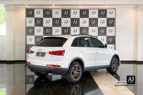 AUDI Q3 2.0 4P TFSI AMBIENTE QUATTRO S-TRONIC AUTOMTICO, Foto 8