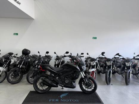 BAJAJ Dominar 400 , Foto 1