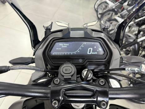 BAJAJ Dominar 400 , Foto 8