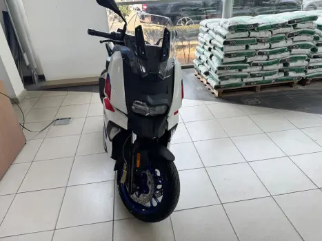 BMW C 400 X SPORT, Foto 2