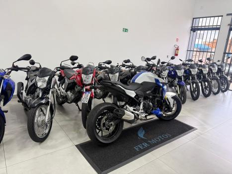 BMW F 900 R SPORT PLUS, Foto 2
