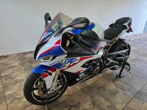 BMW S 1000 RR M CARBON, Foto 4