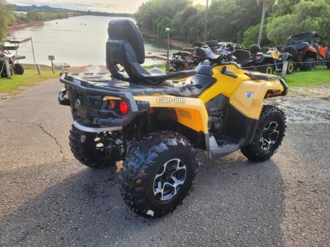 BRP CAN-AM Outlander 650, Foto 2