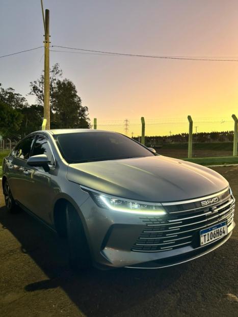 BYD King 1.5 16V 4P GL DM-I PHEV AUTOMTICO, Foto 2