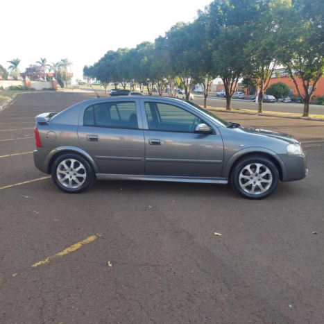 CHEVROLET Astra Hatch 2.0 4P ADVANTAGE  FLEX, Foto 4