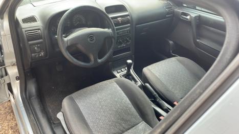 CHEVROLET Astra Hatch 2.0, Foto 4