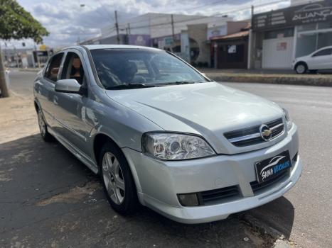 CHEVROLET Astra Hatch 2.0 4P ADVANTAGE  FLEX, Foto 2