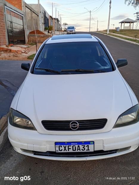 CHEVROLET Astra Hatch 2.0, Foto 3