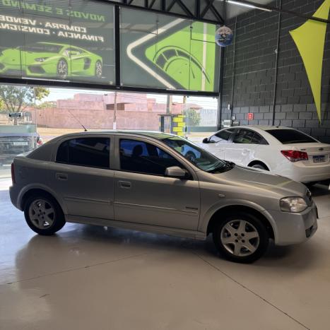 CHEVROLET Astra Hatch 2.0 4P ADVANTAGE  FLEX, Foto 3