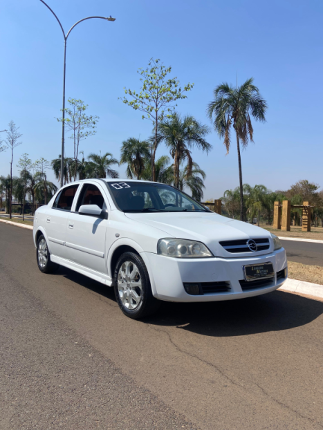 CHEVROLET Astra Sedan 1.8 4P CONFORT LCOOL, Foto 9