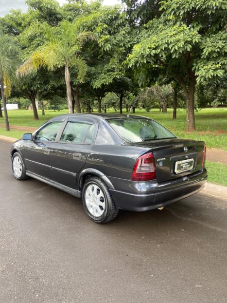 CHEVROLET Astra Sedan 1.8 4P, Foto 7