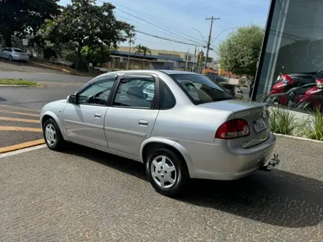 CHEVROLET Classic Sedan 1.0 4P, Foto 4