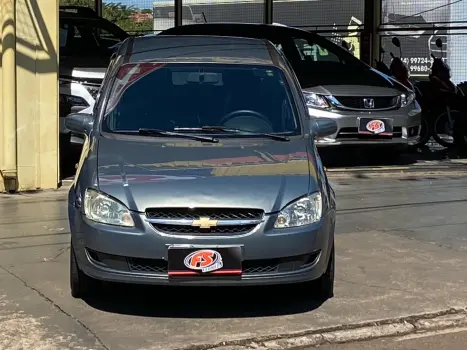 CHEVROLET Classic Sedan 1.0 4P VHCE FLEX LS, Foto 2