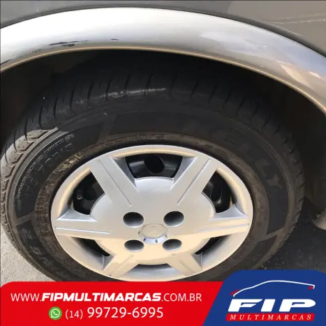 CHEVROLET Corsa Sedan 1.0 4P CLASSIC LIFE, Foto 2