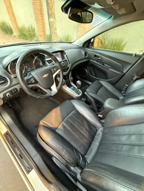 CHEVROLET Cruze Hatch 1.8 16V 4P LTZ SPORT6 FLEX AUTOMTICO, Foto 8
