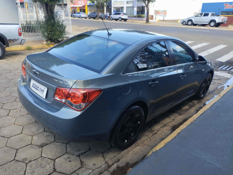 CHEVROLET Cruze Sedan 1.8 16V 4P LT ECOTEC FLEX AUTOMTICO, Foto 3