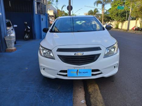 CHEVROLET Onix Hatch 1.0 4P FLEX LS, Foto 2