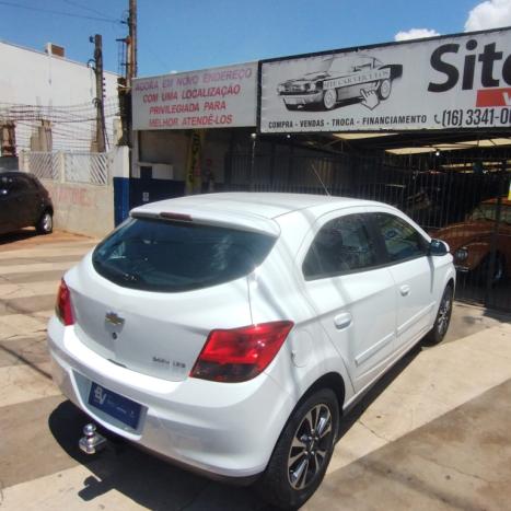 CHEVROLET Onix Hatch 1.4 4P FLEX LTZ, Foto 6