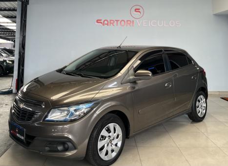 CHEVROLET Onix Hatch 1.4 4P FLEX LT, Foto 2