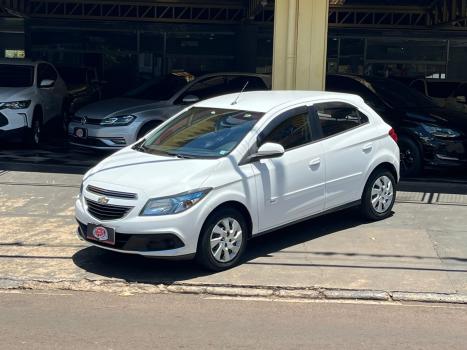 CHEVROLET Onix Hatch 1.4 4P FLEX LT, Foto 1