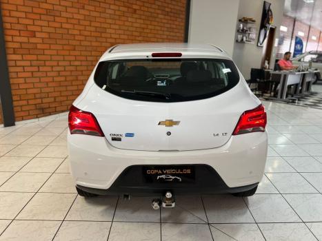 CHEVROLET Onix Hatch 1.4 4P FLEX LT, Foto 3