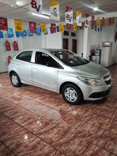 CHEVROLET Onix Hatch 1.0 4P FLEX LT, Foto 3