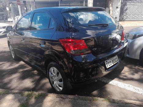 CHEVROLET Onix Hatch 1.4 4P FLEX LT, Foto 4