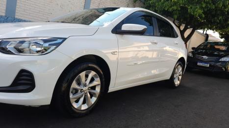 CHEVROLET Onix Hatch 1.0 4P FLEX LT TURBO, Foto 2