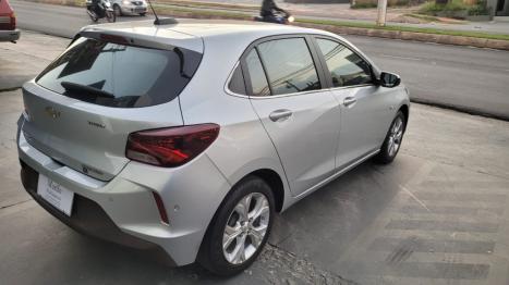 CHEVROLET Onix Hatch 1.0 12V 4P FLEX PREMIER 2 TURBO AUTOMTICO, Foto 8